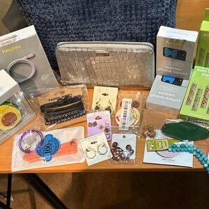 Kate Spade Croc Embossed Zip Around Wallet Bundle 20 Pieces